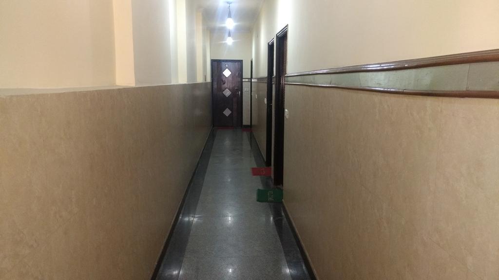 Hotel Sun Village Near New Delhi Railway Station エクステリア 写真